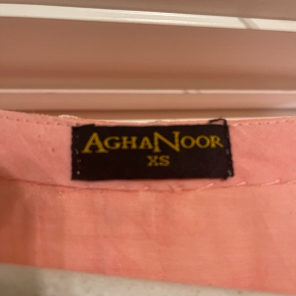 Agha Noor Pink Kurta - Picture 8 of 10
